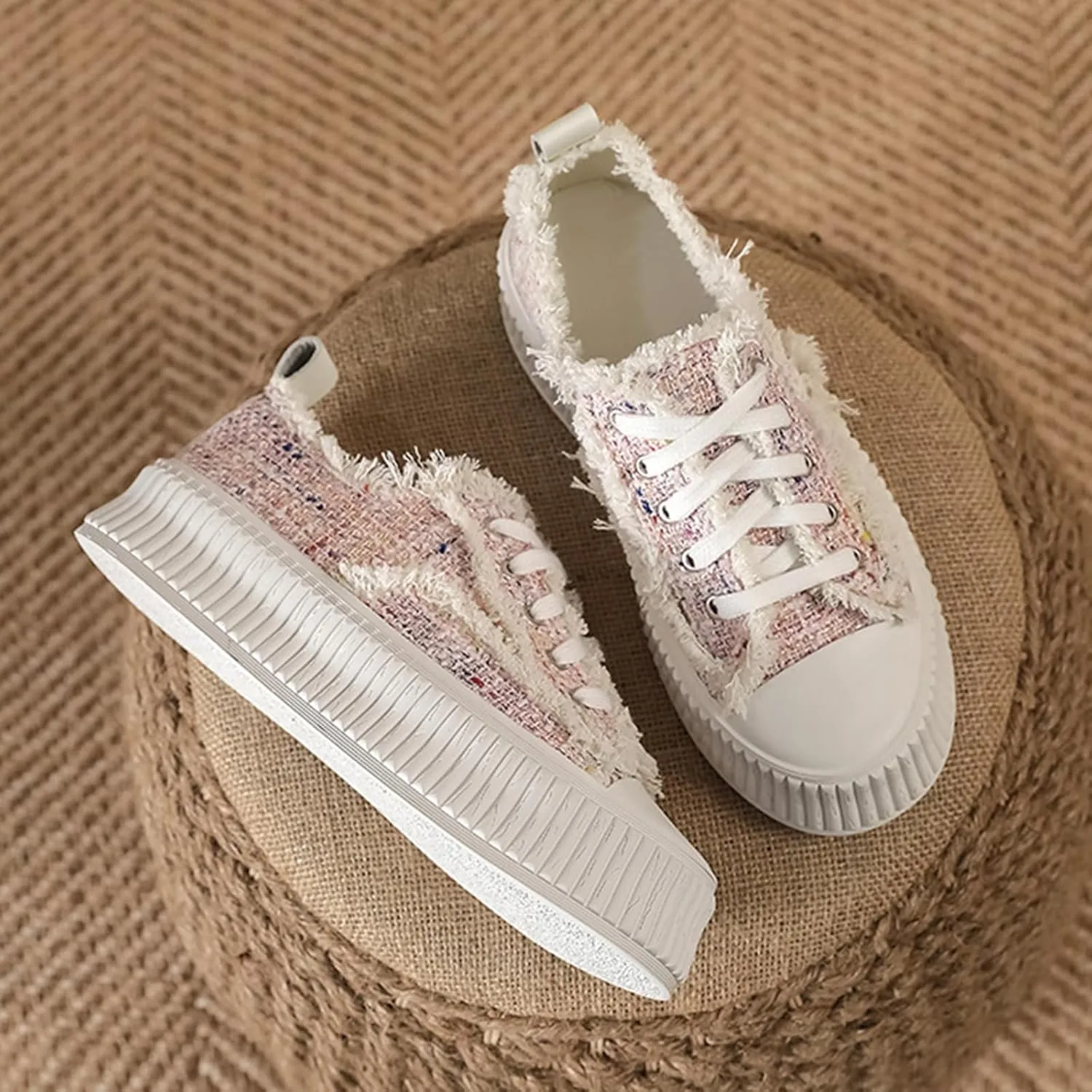 Canvas Shoes for Women Platform Canvas Sneakers Low Top Lace up Comfortable Casual