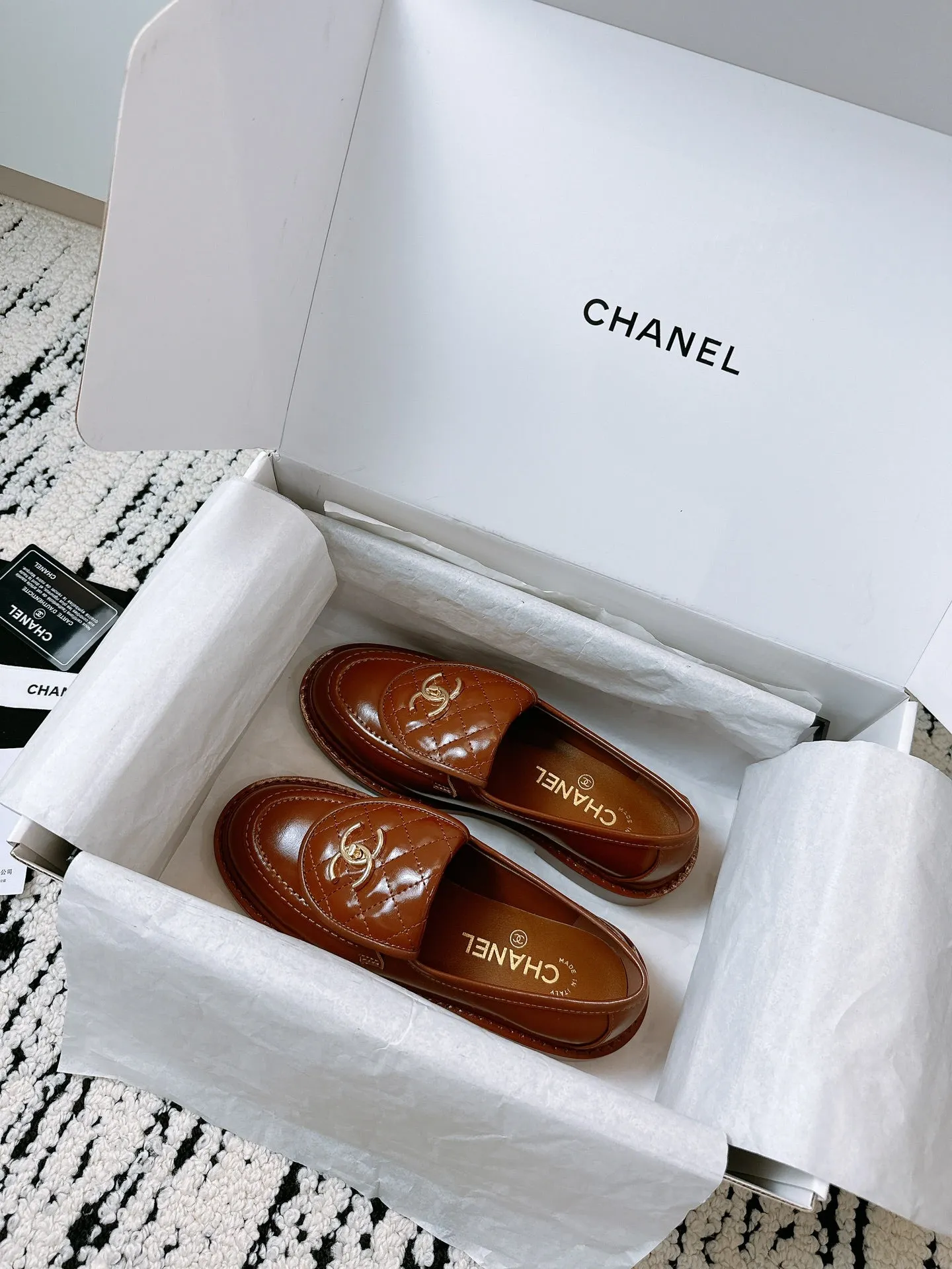 CC Moccasins 25mm In Caramel Glossy Lambskin  144647