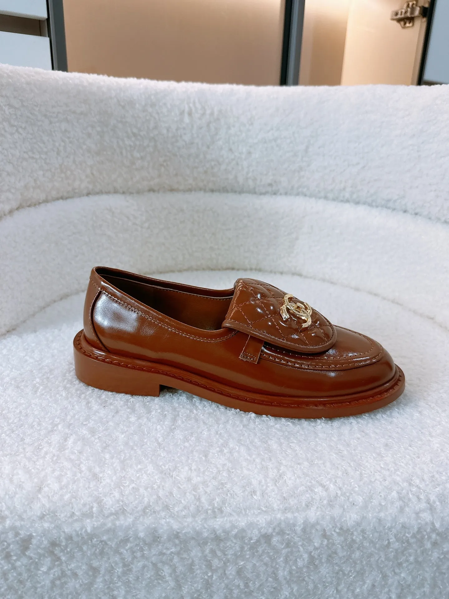 CC Moccasins 25mm In Caramel Glossy Lambskin  144647