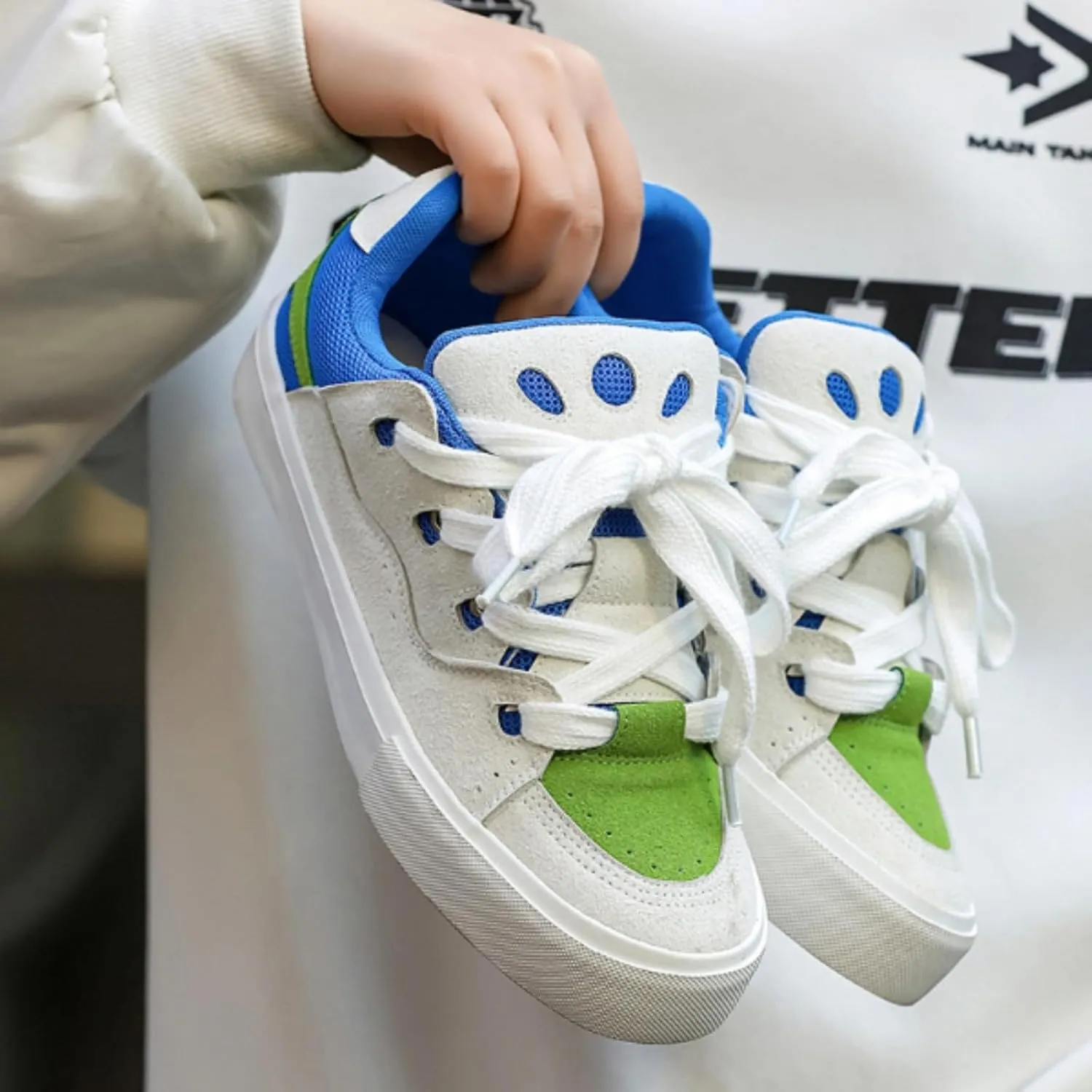 Cool Plaid Canvas Sneakers Women Men Fashion Trendy Casual Aesthetic Couple Skateboard Walking Shoes