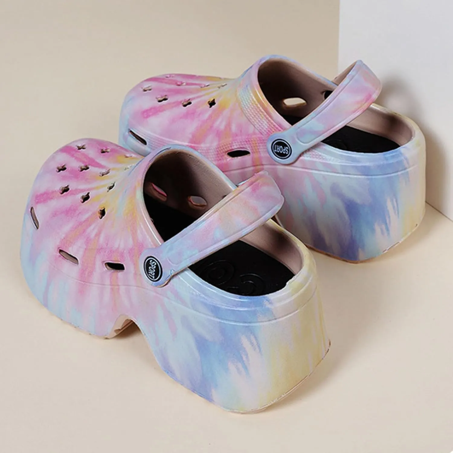 Fashion Women's Platform Clogs Anti Slip Slippers Beach Sandals Gardeners Clogs High Heeled Mule Slippers Gardening Shoes Sandals