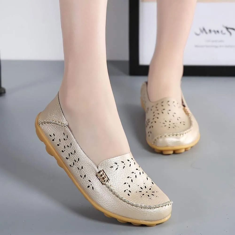 FolHaoth Women's Leather Loafers Slip On Comfortable Walking Flats Casual Round Toe Moccasins Wild Breathable Nurse Driving Fashion Soft Shoes
