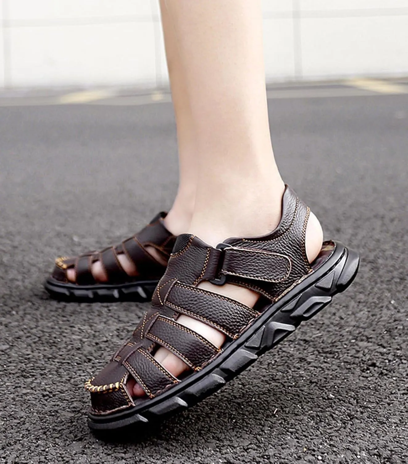 HNVAVQ Men Closed Toe Walking Sandals Leather Sports Outdoor Sandals Summer Holidays Beach Fisherman Sandals Waterproof
