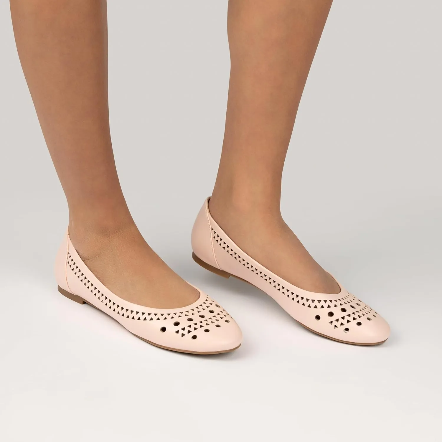 Journee Womens Flats cushioned footbed Kamrah Faux Leather Laser Cutout Designs Flat Sole Ballet Flats