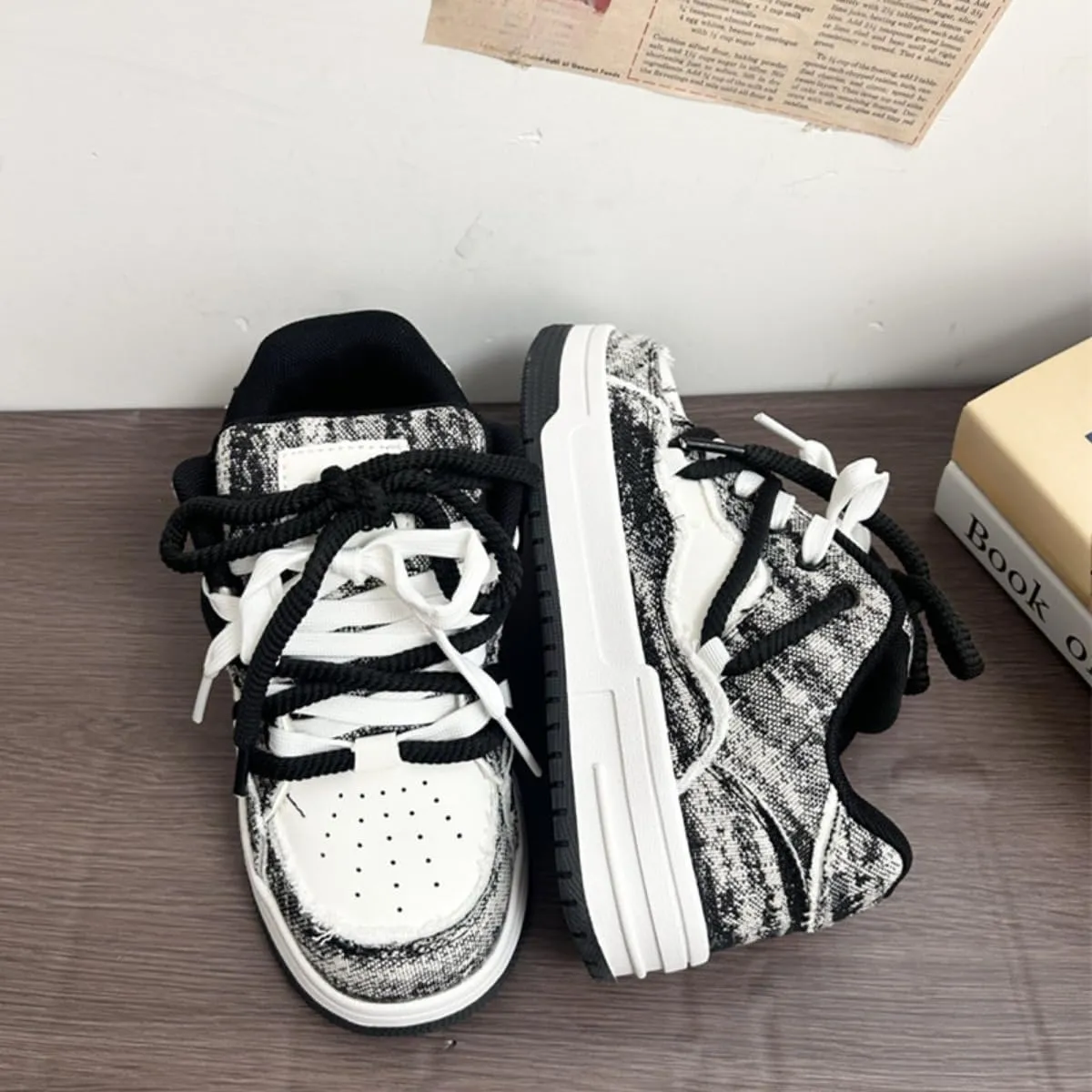 Lake Blue Retro Unisex Platform Sneakers - Distressed Aesthetic Casual Streetwear Shoes for Men & Women Trendy Comfort