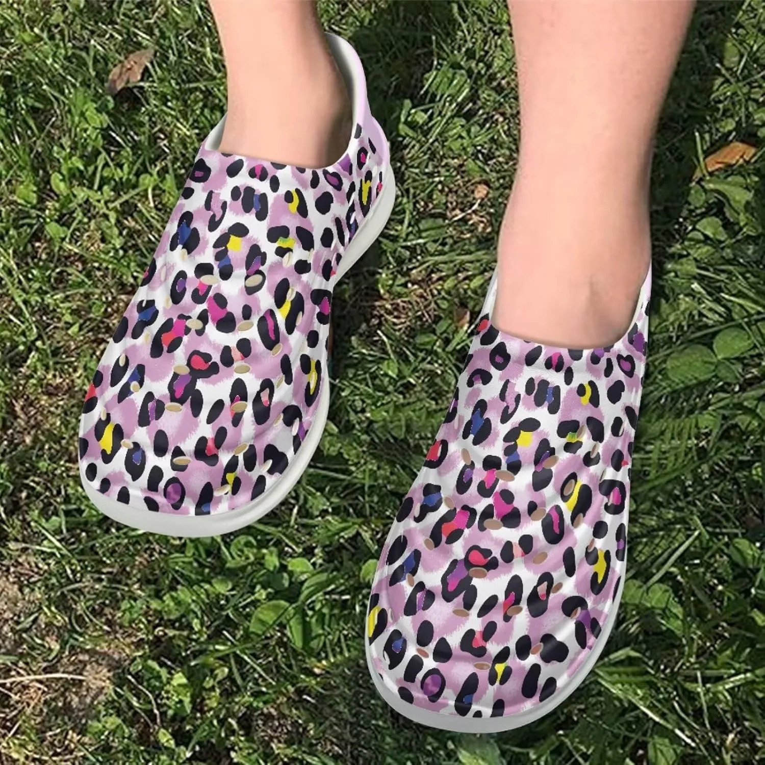 Leopard Print Slip On Water Shoes For Kids Eva Shower Breathable Pillow Closed Toe Sandals Running Sneakers
