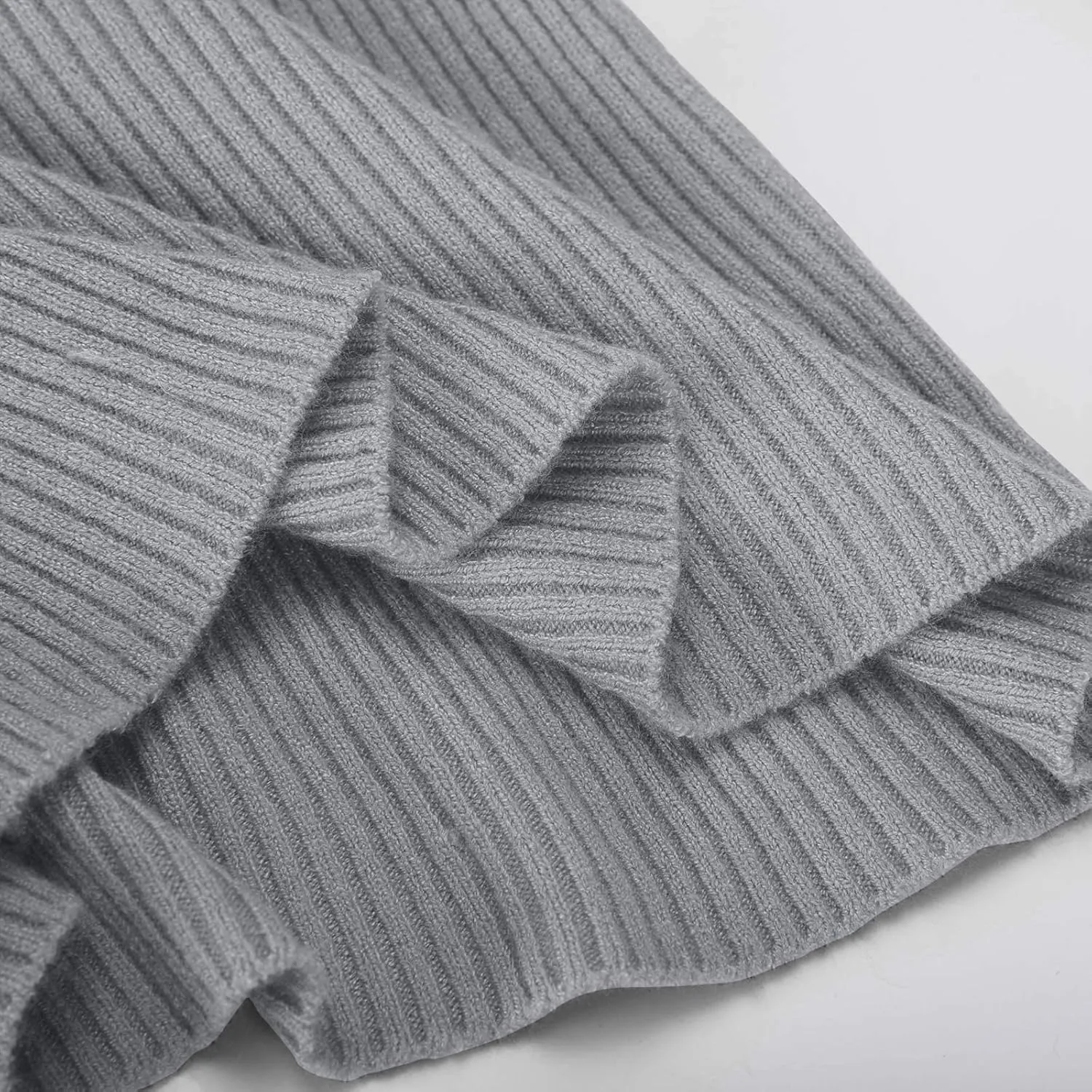 Lightweight Fitted Sweaters for Women Long Sleeve Turtleneck Ribbed Knit Pullover Sweater Casual Basic Tee Tops