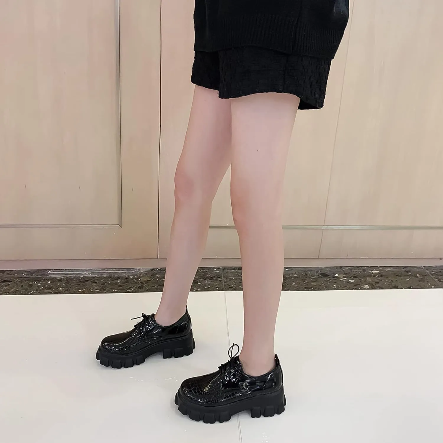 SEIFIN Women's Patent Leather Chunky Heel Platform Oxfords Creeper Lug Sole Shoes Height Increase Gothic Lace Up Pumps