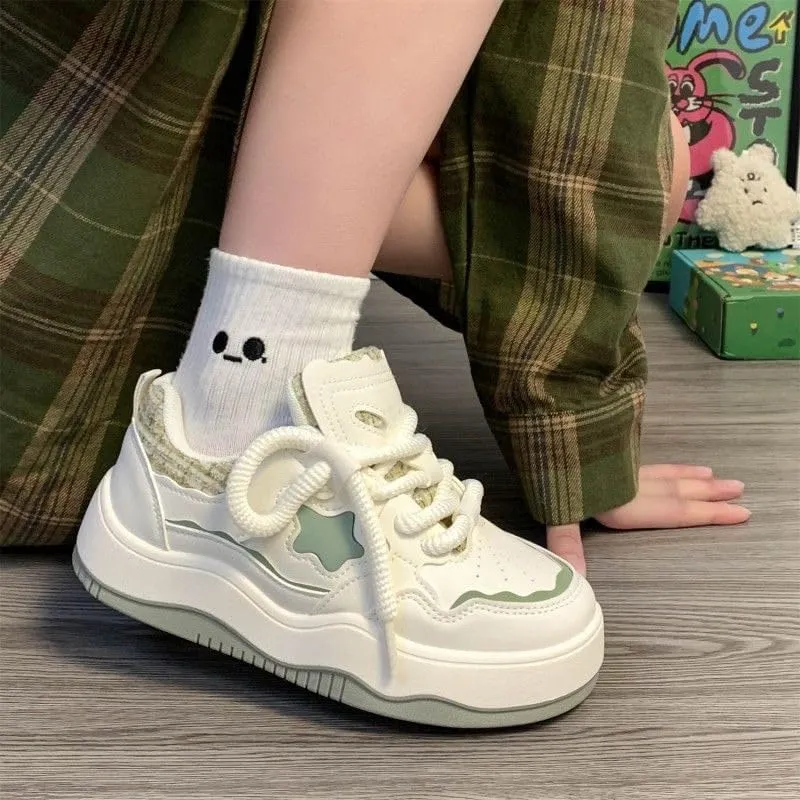 Star Platform Sneakers for Women - Chunky Cute Aesthetic Shoes, Thick Sole Anti-Slip Comfort US 4-8 (Gifts, Charms)