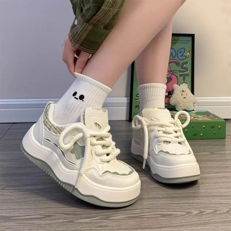 Star Platform Sneakers for Women - Chunky Cute Aesthetic Shoes, Thick Sole Anti-Slip Comfort US 4-8 (Gifts, Charms)
