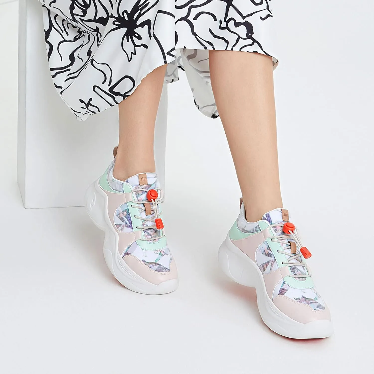 UIN Women's Chunky Fashion Sneakers Walking Casual Comfortable Art Painted Travel Dad Shoes Palma (5)