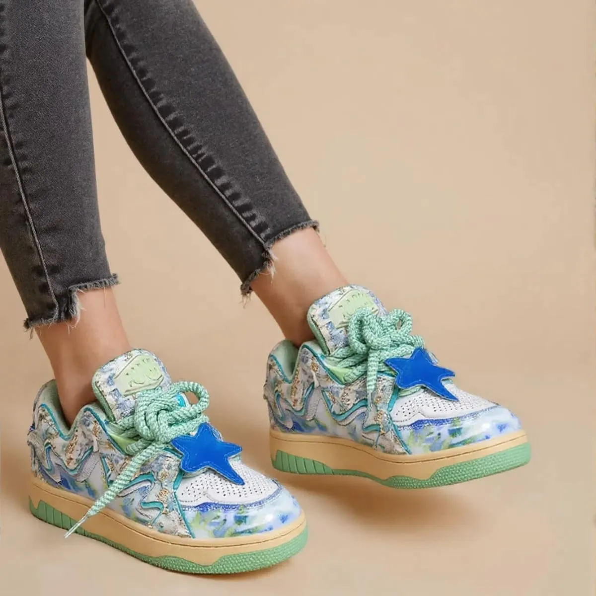Women Y2K Retro Sneakers, Colorful 3D Star Trainers, Pastel Tie Dye Patch 3D Star Comfortable Streetwear Teens Walking Shoes