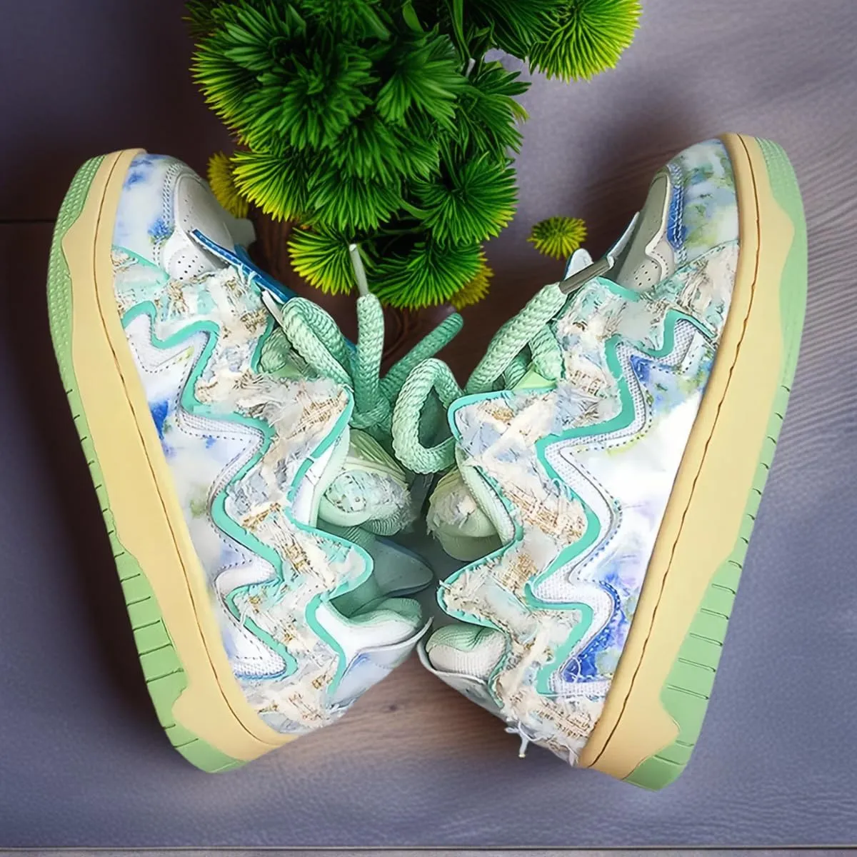 Women Y2K Retro Sneakers, Colorful 3D Star Trainers, Pastel Tie Dye Patch 3D Star Comfortable Streetwear Teens Walking Shoes