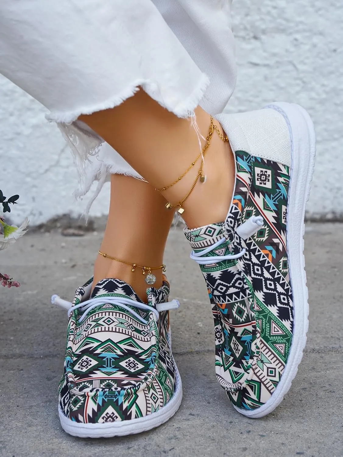 Women's Bohemian Design Sneakers Loafers Lace-up Adjustable Artistic Geometric Patterns Canvas Cushion Sole Orthopedic Reduces Fatigue Casual Comfy Daily Drive Wear