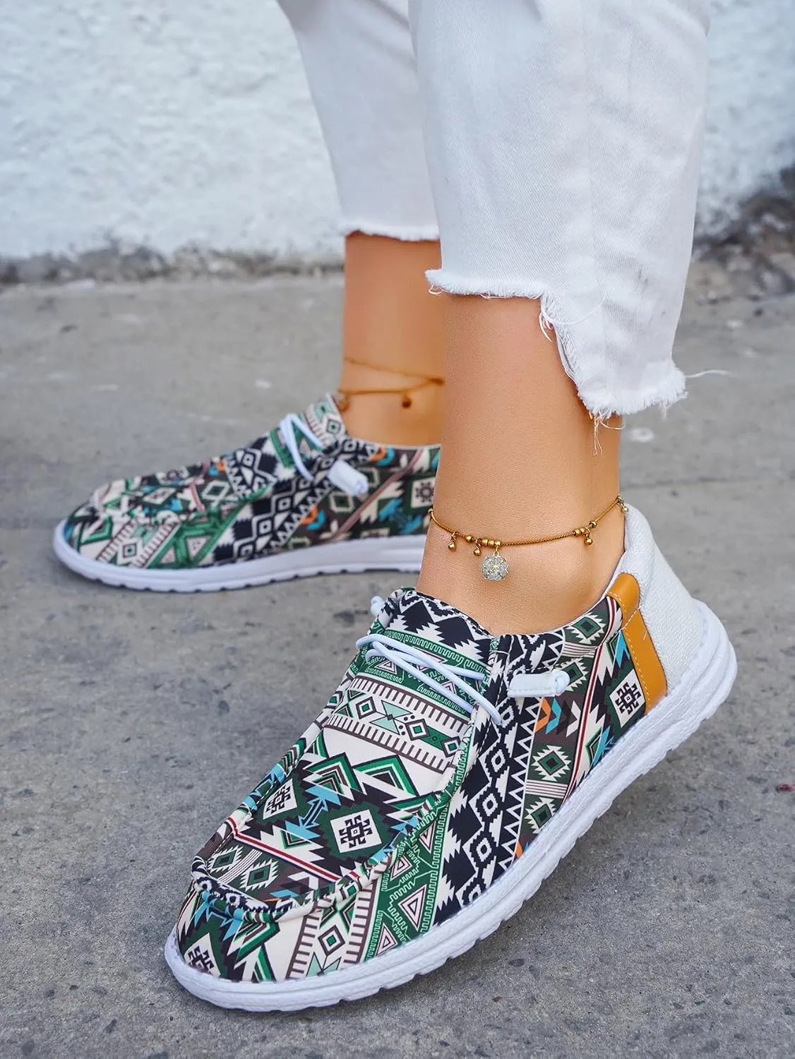 Women's Bohemian Design Sneakers Loafers Lace-up Adjustable Artistic Geometric Patterns Canvas Cushion Sole Orthopedic Reduces Fatigue Casual Comfy Daily Drive Wear