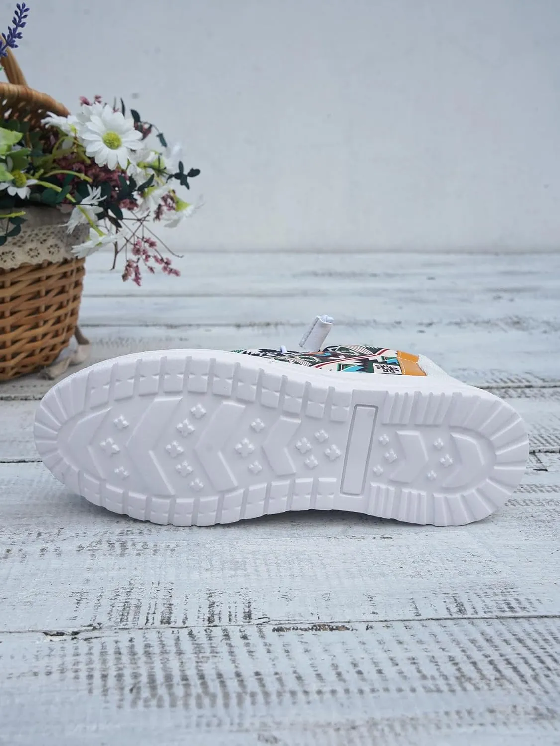 Women's Bohemian Design Sneakers Loafers Lace-up Adjustable Artistic Geometric Patterns Canvas Cushion Sole Orthopedic Reduces Fatigue Casual Comfy Daily Drive Wear