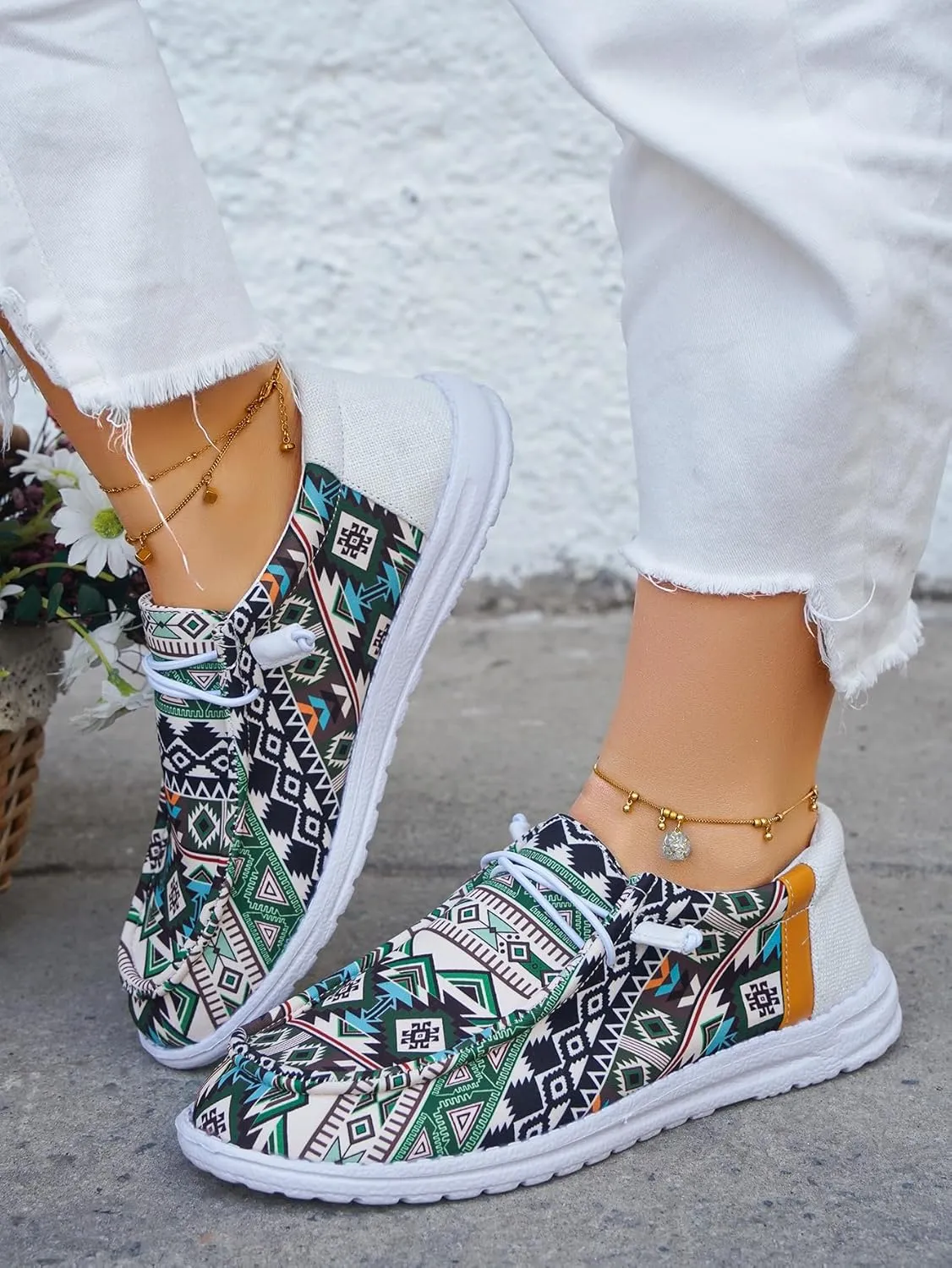 Women's Bohemian Design Sneakers Loafers Lace-up Adjustable Artistic Geometric Patterns Canvas Cushion Sole Orthopedic Reduces Fatigue Casual Comfy Daily Drive Wear