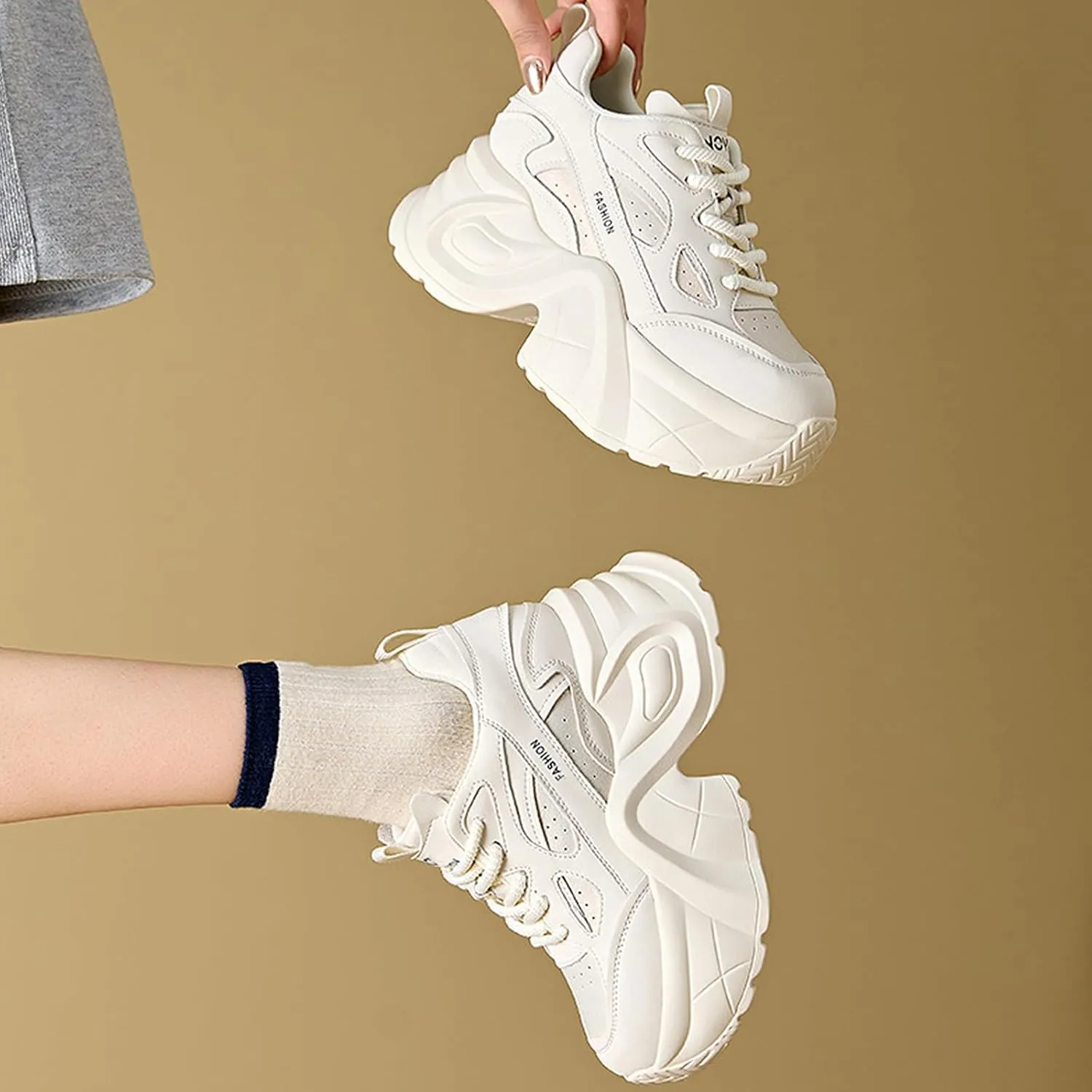 Women's Chunky Platform Walking Dad Shoes Lace Up Wedge Low Top Height Increasing Shoes Fashion Comfortable Casual Sneakers