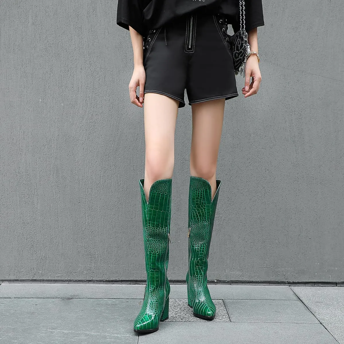 Women's Crocodile Chunky Heel Pointed toe Side Zipper Knee High Boots Faux Leather Tall Boots Soft Fur Lining Comfortable Stylish Winter Boots