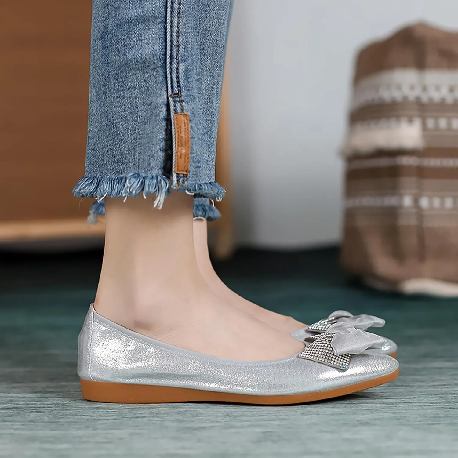 Women's Flats, Foldable Ballet Flats for Women, Fashion Bow Tie Pionted Toe Comfort Lightweight Slip-On Dress Shoes
