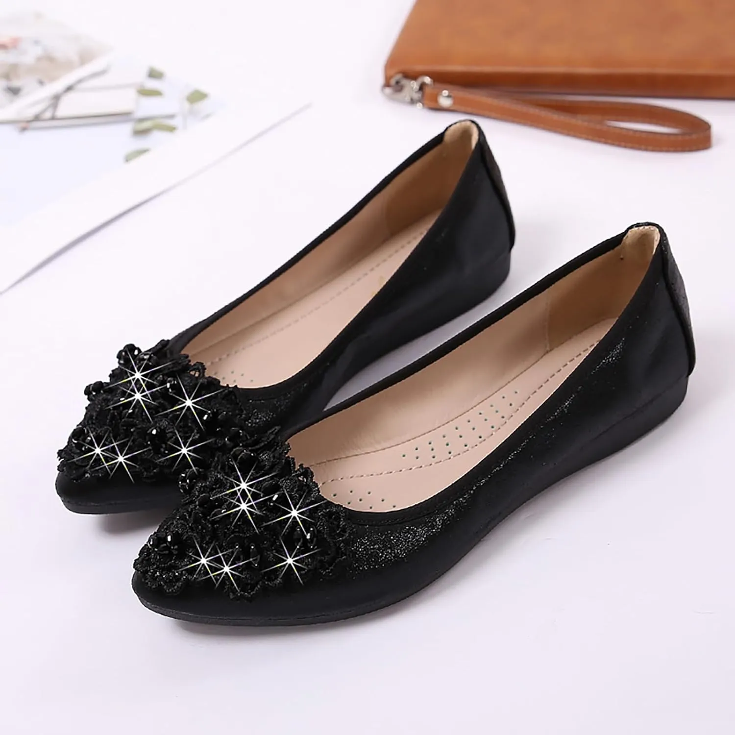 Women's Flats, Foldable Ballet Flats for Women, Flower Pionted Toe Comfort Light Weight Slip-On Dress Shoes