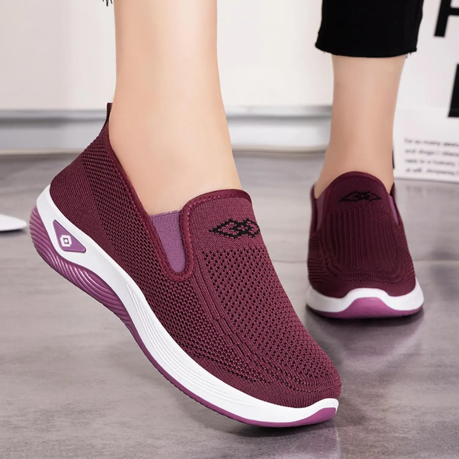 Women's Slip-On Breathable Mesh Sneakers – Lightweight Walking Shoes for Outdoor, Travel, Casual Wear – Comfortable Anti-Slip Loafers for Everyday, All-Day Use