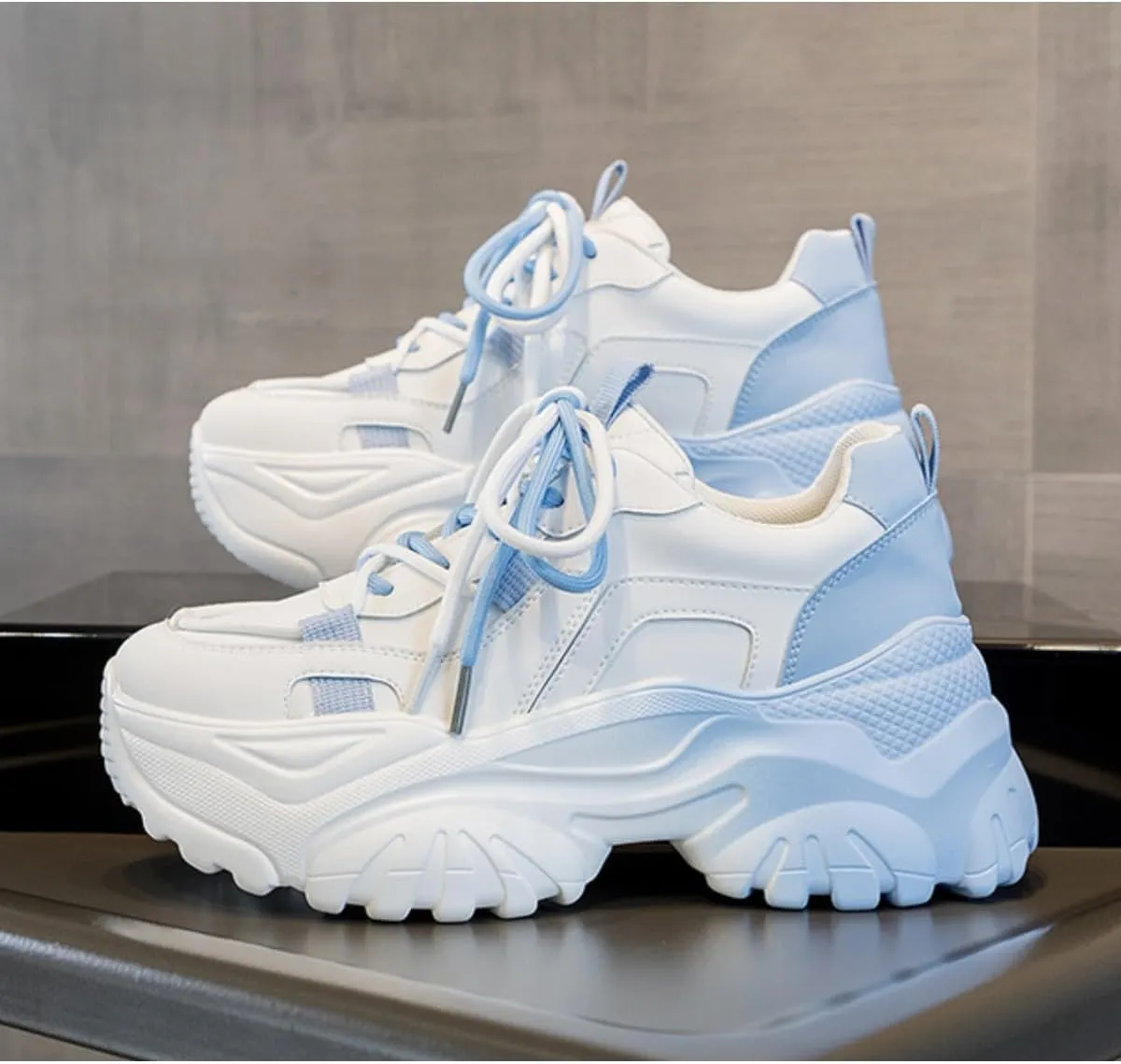 Women's Y2K Cloud Walker Platform Sneakers Cute Pastel Chunky Dad Shoes | Teen Girls Korean Ulzzang Fashion | Extra Height Blue/Pink Gradient Aesthetic